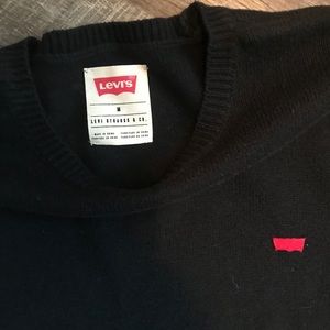 Levi’s sweater